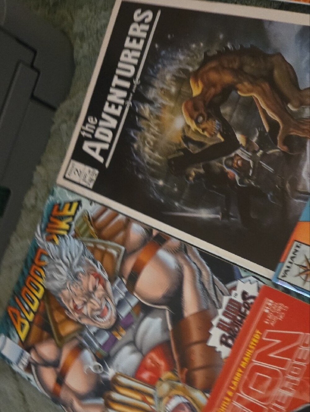Assorted Comic Book Collection - Colorful Superhero Covers - Picture 9 of 9